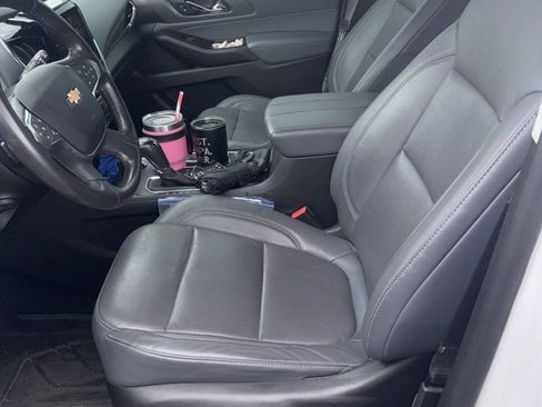 Used 2019 Chevrolet Traverse Premier w/ Driver Confidence II Package image 2