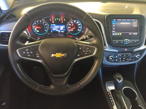 Used 2020 Chevrolet Equinox LT image 22