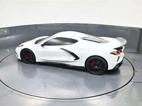 Used 2021 Chevrolet Corvette Stingray Preferred Cpe w/ 2LT RWD image 28