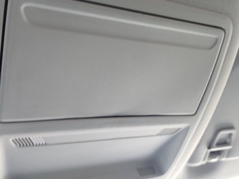 Used 2022 Ford Escape SE w/ SE Sport Appearance Package FWD image 31