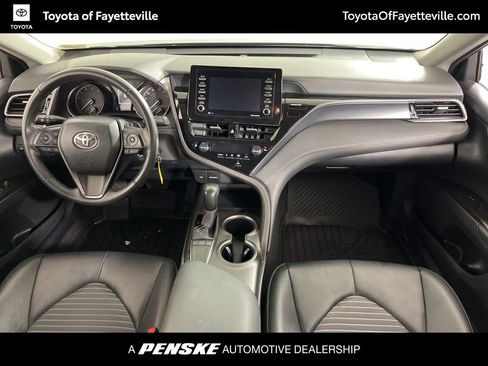 Used 2024 Toyota Camry SE image 13