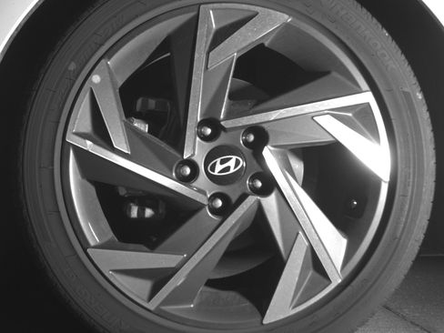 Used 2025 Hyundai Elantra SEL FWD image 12