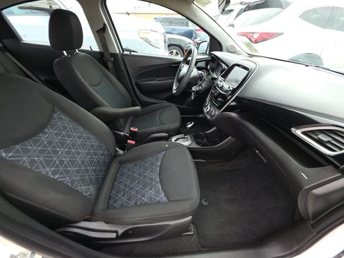 Used 2022 Chevrolet Spark LT FWD image 15