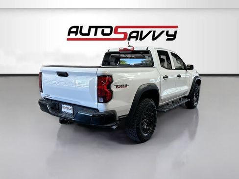 Used 2024 Chevrolet Colorado Trail Boss w/ Advanced Trailering Package AWD/4WD image 7