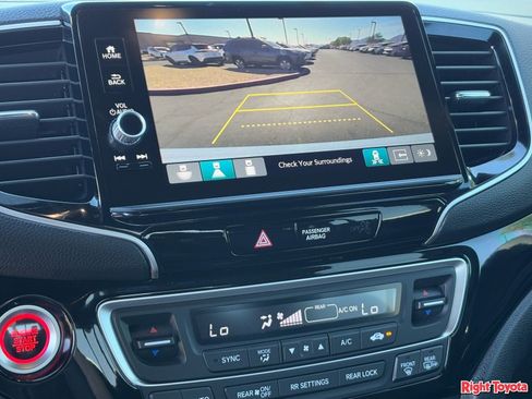 Used 2025 Honda Ridgeline Black Edition image 25