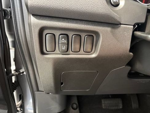 Used 2025 Mitsubishi Outlander Sport AWD image 13