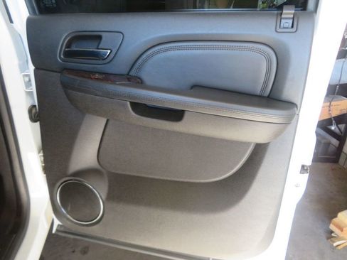 Used 2013 GMC Sierra 2500 Denali image 26