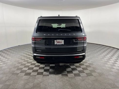 Used 2022 Jeep Wagoneer Series I AWD/4WD image 5