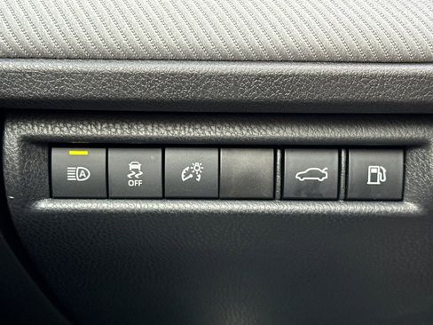 Certified 2025 Toyota Camry SE w/ Convenience Package image 42