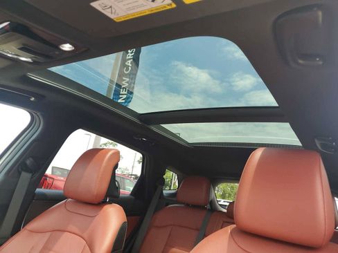 Used 2024 Kia Sportage SX FWD image 19