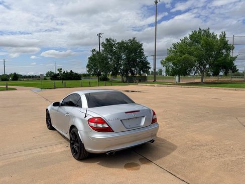 Used 2006 Mercedes-Benz SLK 350 image 17