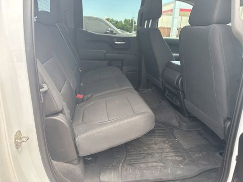 Used 2020 Chevrolet Silverado 1500 Custom Trail Boss w/ Custom Convenience Package AWD/4WD image 8