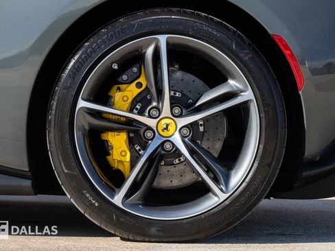 Used 2023 Ferrari 296 GTB RWD image 9