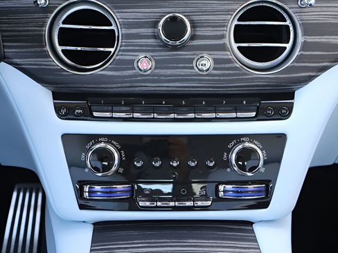 New 2026 Rolls-Royce Spectre AWD/4WD image 20