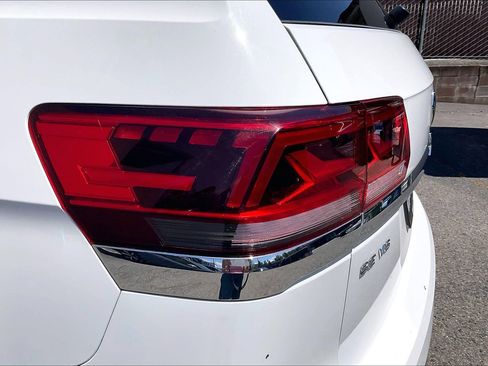Certified 2023 Volkswagen Atlas SE AWD/4WD image 28