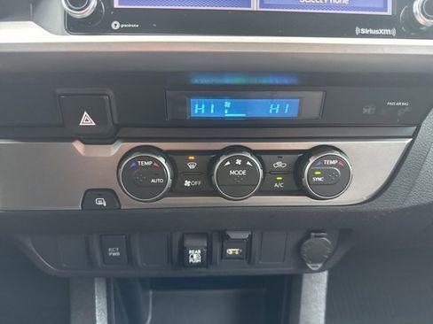 Used 2022 Toyota Tacoma SR5 image 27