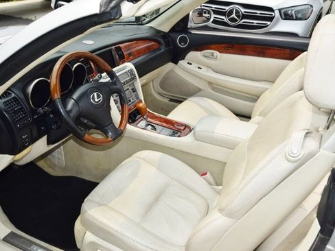 Used 2003 Lexus SC 430 Convertible RWD image 23
