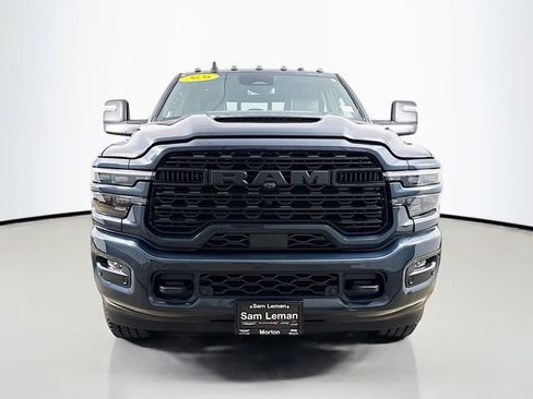 Used 2026 RAM 2500 Limited AWD/4WD image 2