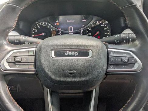 Certified 2022 Jeep Compass Limited w/ Sun and Sound Group image 16