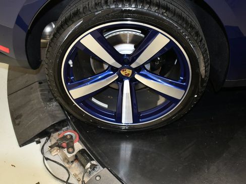New 2026 Porsche Macan AWD/4WD image 16