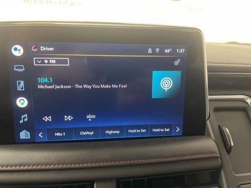 Used 2022 Chevrolet Tahoe RST w/ Sport Performance Package image 12