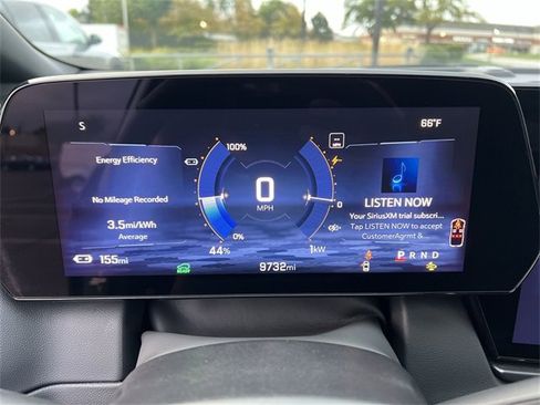 Used 2024 Chevrolet Equinox EV RS image 10