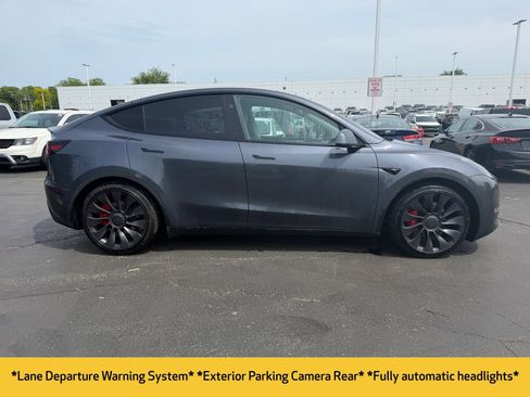 Used 2023 Tesla Model Y Performance AWD/4WD image 5