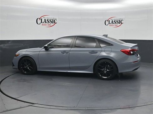 Used 2024 Honda Civic Sport image 2