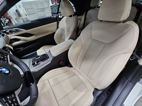 New 2026 BMW 430i Convertible image 17