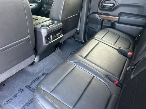 Used 2020 Chevrolet Silverado 1500 LT Trail Boss AWD/4WD image 11