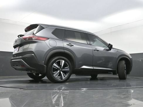 Used 2023 Nissan Rogue SL w/ SL Premium Package FWD image 32