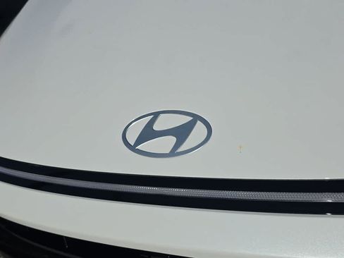 New 2026 Hyundai Sonata Limited FWD image 12