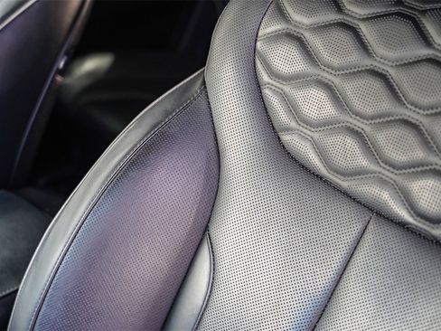 Used 2022 Hyundai Palisade Limited w/ Cargo Package image 25