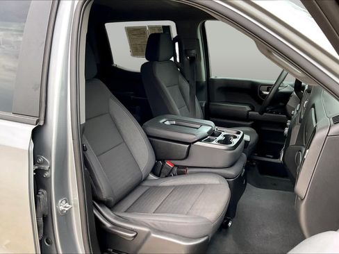 Certified 2026 Chevrolet Silverado 1500 Custom w/ LPO, Dark Essentials Package RWD image 9