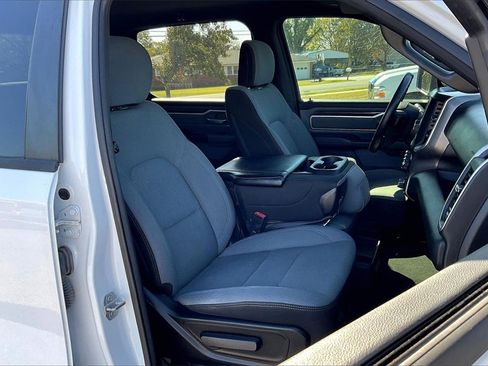 Used 2022 RAM 1500 Big Horn w/ Level 1 Safety Group image 7