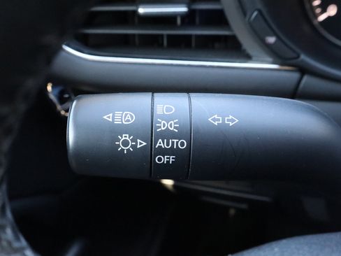 Used 2025 MAZDA MAZDA3 s image 30