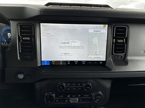 New 2025 Ford Bronco Badlands image 17