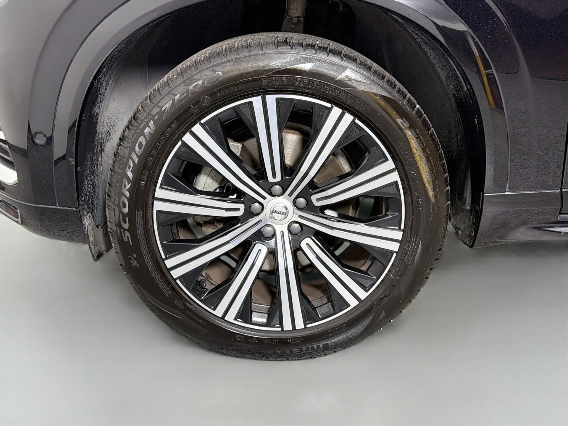 Used 2023 Volvo XC90 B6 Plus w/ Protection Package Premier AWD/4WD image 33