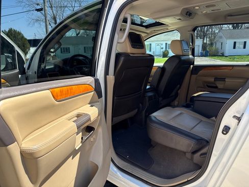 Used 2013 Nissan Armada Platinum w/ Platinum Reserve Pkg image 12