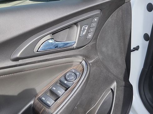 Used 2024 Chevrolet Malibu LT image 7