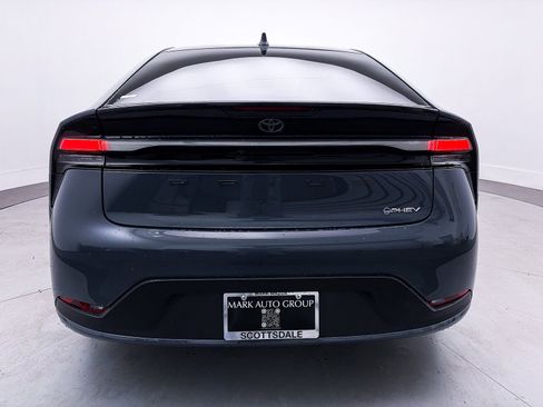 Used 2025 Toyota Prius Plug-In Hybrid image 15