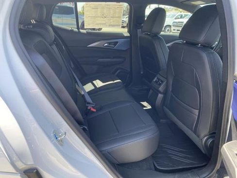 New 2025 Chevrolet Equinox EV LT image 26