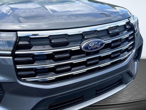 Used 2026 Ford Explorer Active RWD image 33