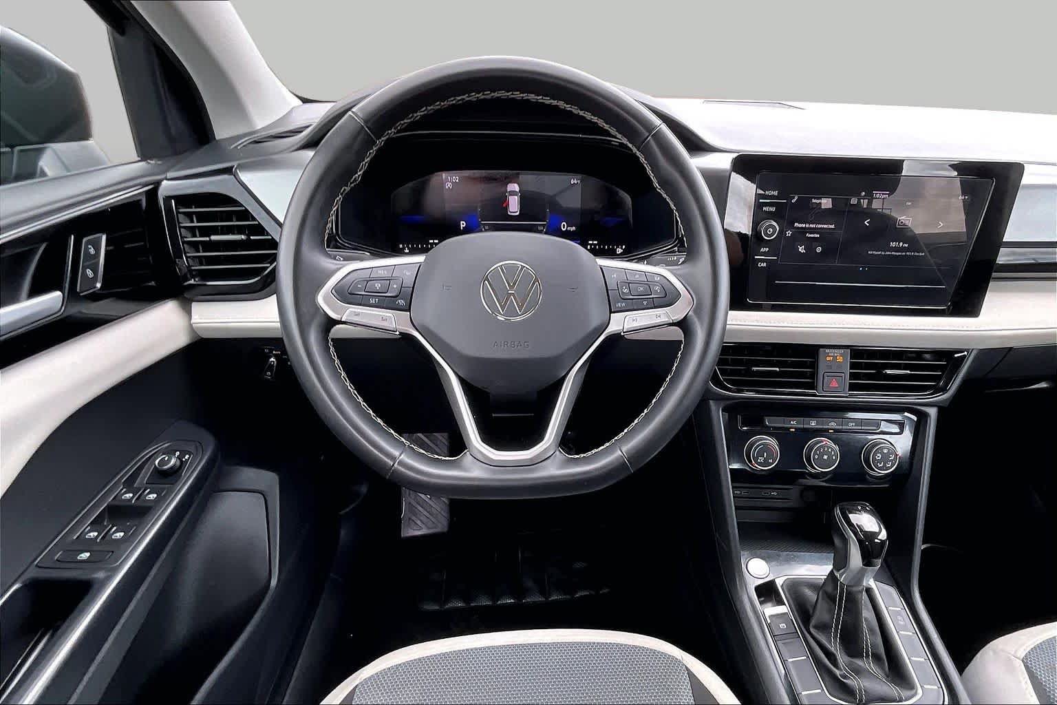 Used 2025 Volkswagen Taos S FWD image 6