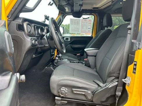 Used 2020 Jeep Wrangler Sport AWD/4WD image 14