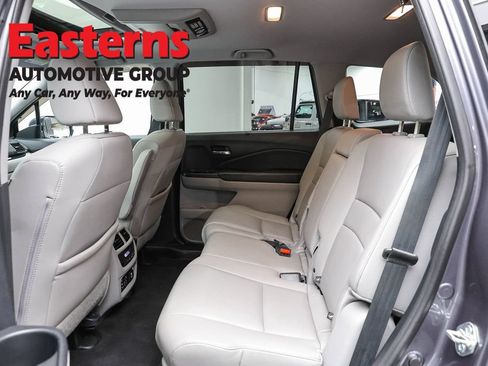 Used 2016 Honda Pilot Touring image 22