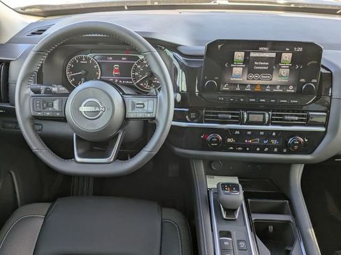 New 2025 Nissan Pathfinder SL w/ Lighting Package (N92) image 25