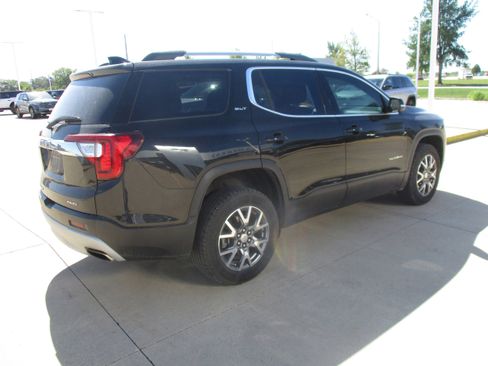 Used 2022 GMC Acadia SLT AWD/4WD image 6