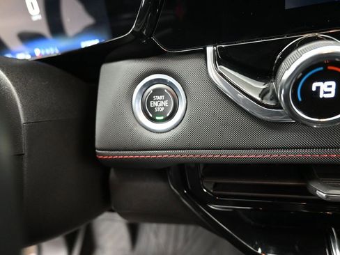 Used 2023 Chevrolet Colorado Z71 w/ Z71 Convenience Package 2 image 18