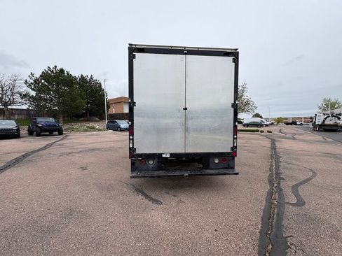 Used 2016 Ford E-450 and Econoline 450 Super Duty RWD image 4